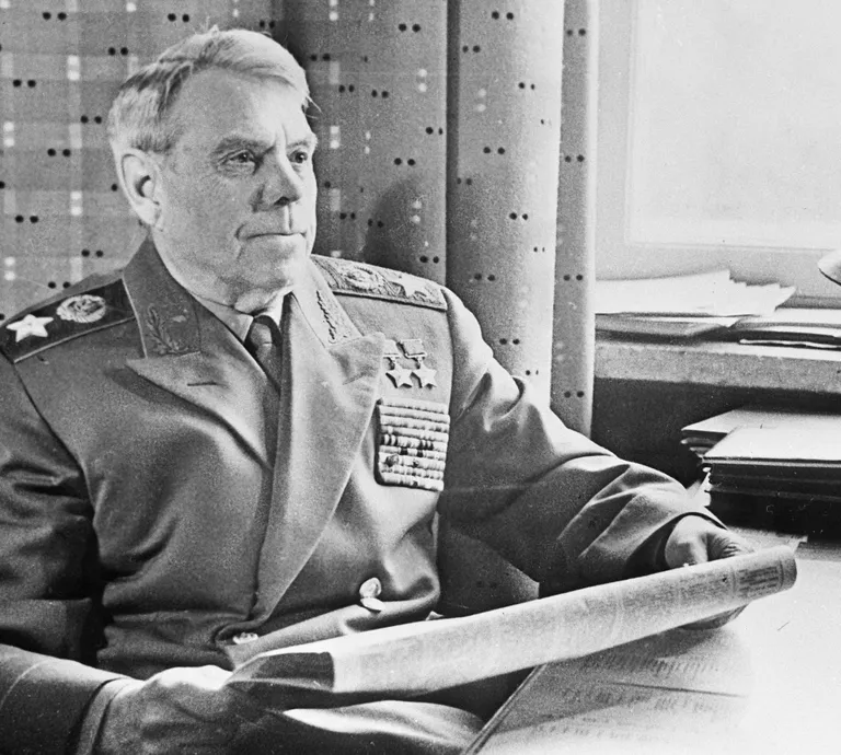 Маршал Советского Союза, дважды Герой Советского Союза Александр Василевский Маршал Советского Союза, дважды Герой Советского Союза Александр Василевский