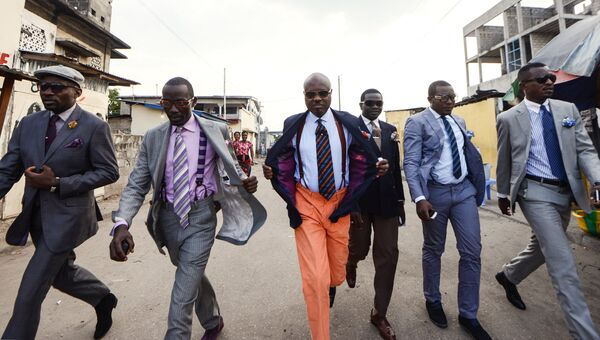 Участники движения La Sape в Браззавиле, Республика Конго