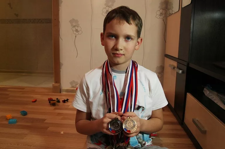 Диме Орлову необходима операция на сердце. Диме Орлову необходима операция на сердце.