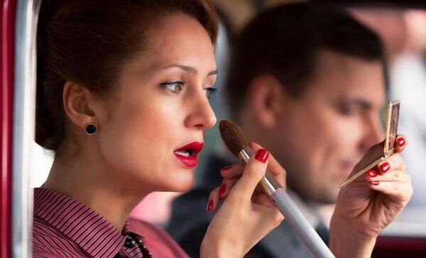 Кадр из телевизионного сериала Оттепель Кадр из телевизионного сериала Оттепель