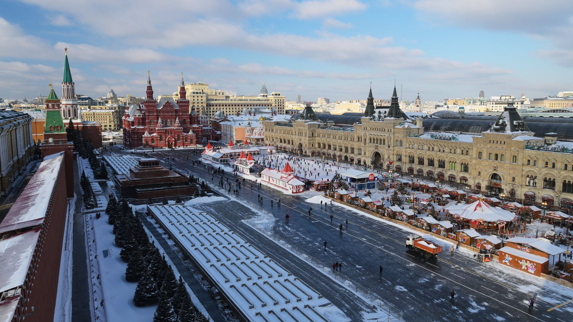 Вид со Спасской башни на Красную площадь в Москве  - РИА Новости, 1920, 23.01.2023