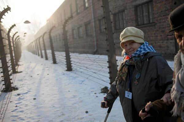 Бывшая узница концентрационного лагеря и лагеря смерти Аушвиц-Биркенау. Польша, 27 января 2017