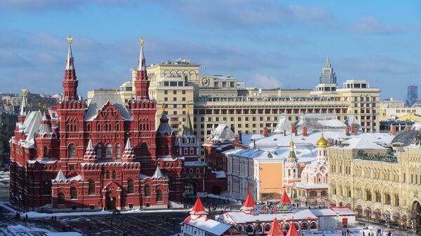 Вид центра Москвы со Спасской башни Московского Кремля. Архивное фото