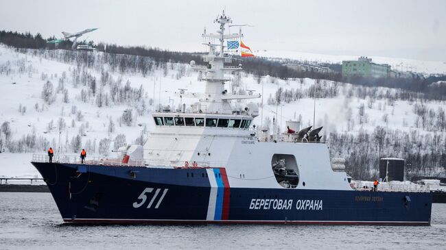 Встреча пограничного сторожевого корабля Полярная звезда в Мурманске. Архивное фото