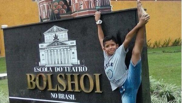 Балетная школа Большого театра, созданная в бразильском городе Джоинвиле