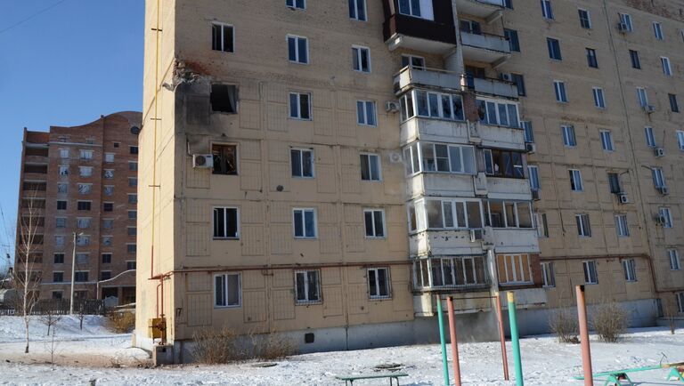 Жилое здание на улице Листопрокатчиков в Киевском районе Донецка, пострадавшее от обстрел