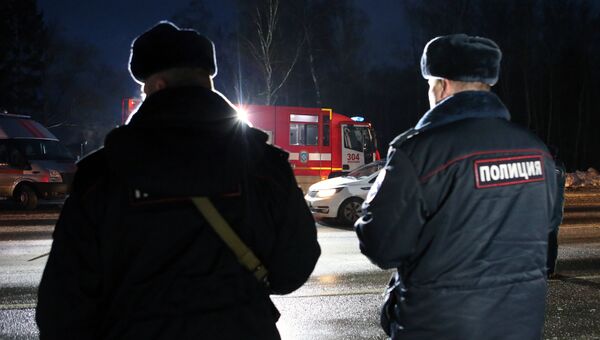 Полицейские на месте крупной дорожной аварии в Новой Москве