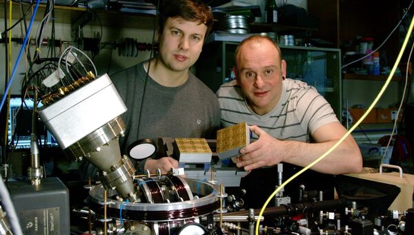 Ученые держат в руках первые плитки кубитов на базе ионов