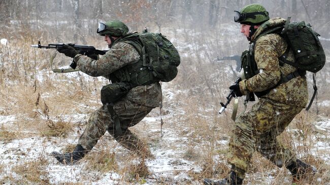 Новая боевая экипировка Ратник для военнослужащих сухопутных войск. Архивное фото