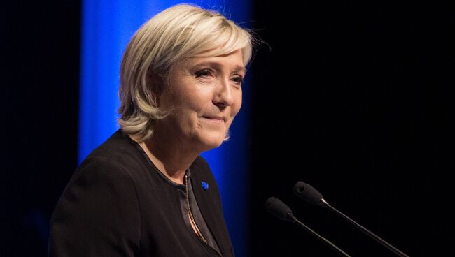 Кандидат на пост президента Франции, лидер французской партии Национальный фронт Марин Ле Пен