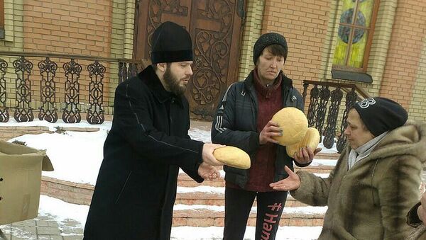Православные приходы Авдеевки оказывают помощь местным жителям
