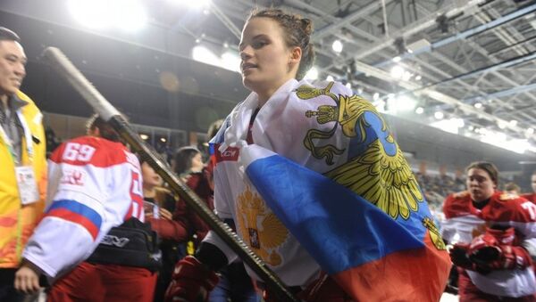 Вратарь женской сборной России по хоккею Мария Сорокина после финального матча против сборной Канады на зимней Универсиаде в Алма-Ате