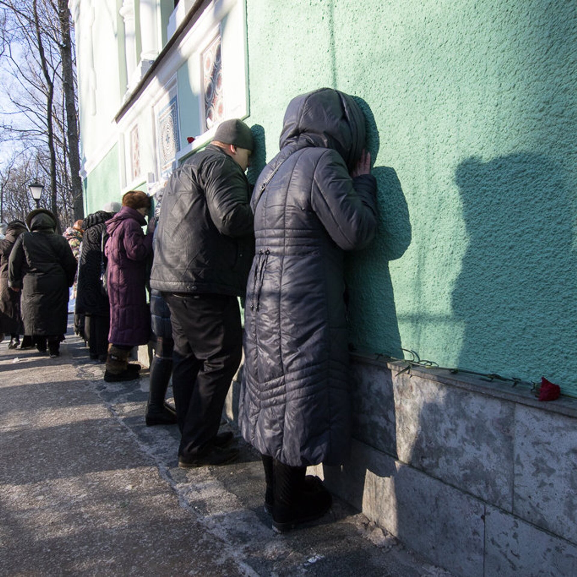 Новости ходят. Гробница Ксении Петербургской.