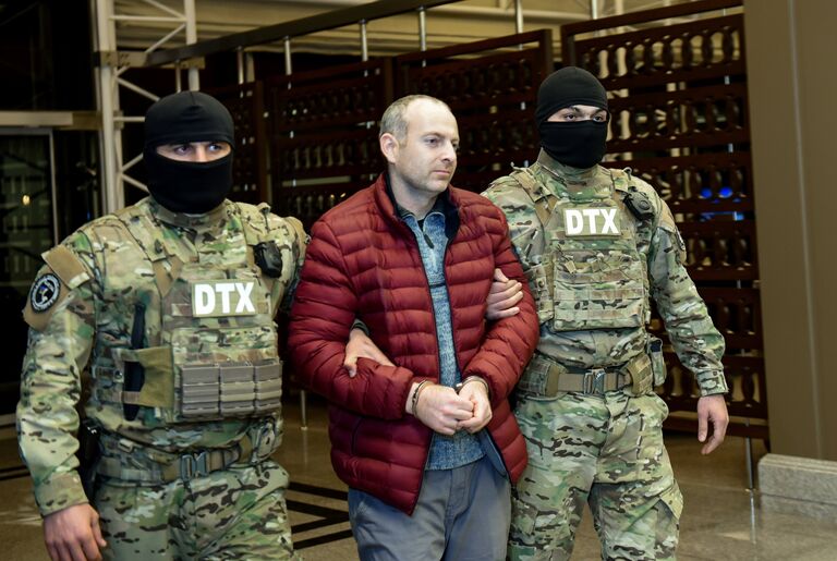 Блогер Александр Лапшин в аэропорту Гейдара Алиева в Баку Блогер Александр Лапшин в аэропорту Гейдара Алиева в Баку