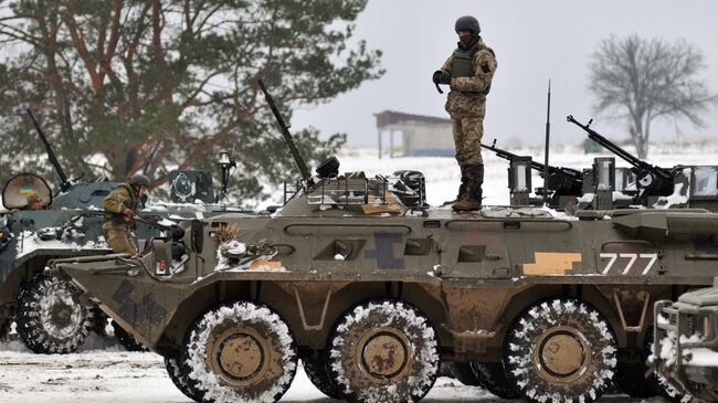 Военнослужащие вооруженных сил Украины. Архивное фото