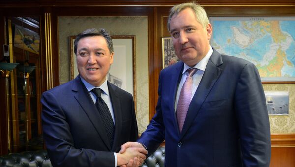 Рабочая встреча вице-премьера РФ Дмитрия Рогозина с 1-м вице-премьером Казахстана Аскаром Маминым