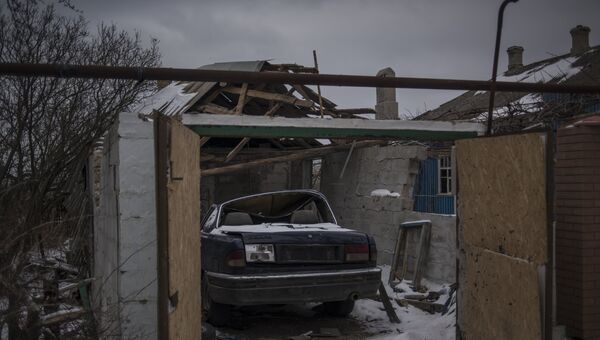 Ситуация после обстрелов Коминтерново в Донецкой области. Архивное фото