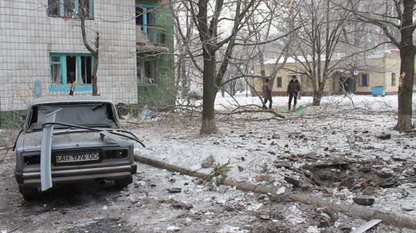 Жилой дом в Донецке, пострадавший от ночного обстрела. Архивное фото