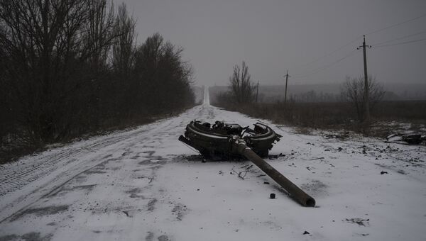 Ситуация после обстрелов Коминтерново в Донецкой области. Архивное фото