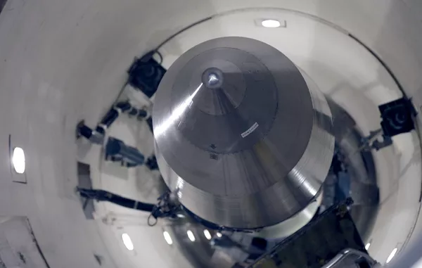 Американская межконтинентальная баллистическая ракета Минитмен-3 на базе ВВС Майнот, Северная Дакота Американская межконтинентальная баллистическая ракета Минитмен-3 на базе ВВС Майнот, Северная Дакота