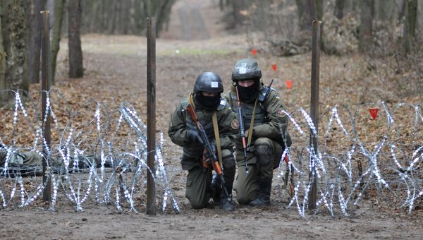 Военнослужащие Национальной гвардии Украины во время обучения по методике НАТО. Архивное фото
