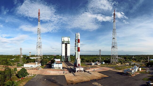 Индийская ракета на стартовой площадке Космодрома имени Сатиша Дхавана. Архивное фото