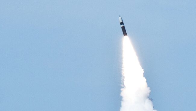 Пуск ракеты Trident II D5 с подводной лодки класса Ohio. Архивное фото