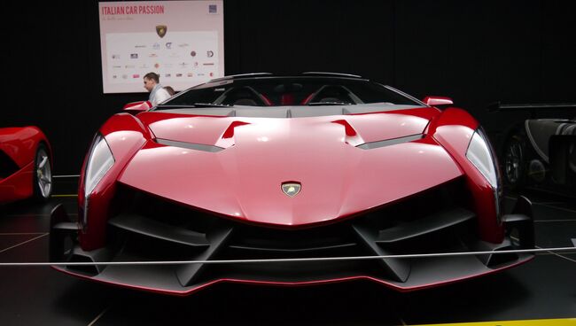 Lamborghini Veneno Roadster