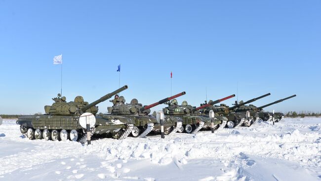 Второй этап соревнований Танковый биатлон в Воронежской области. Архивное фото