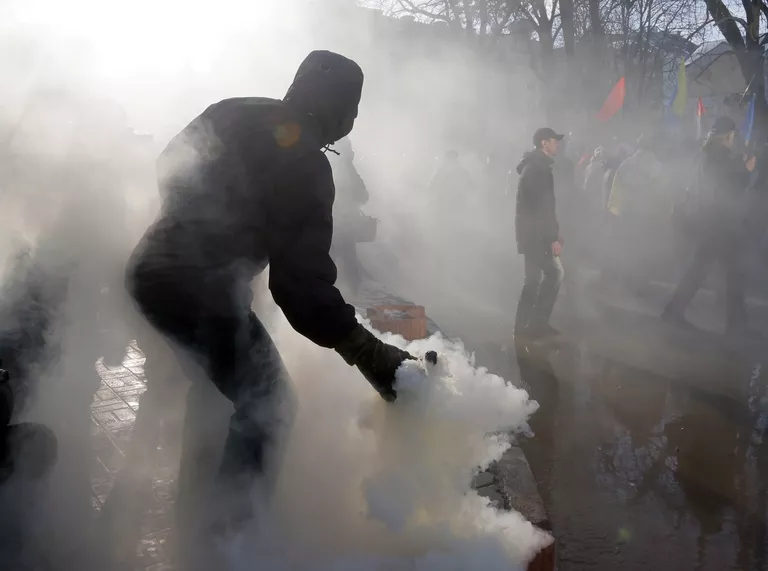 Митинг в центре Киева в поддержку торговой блокады Донбасса Митинг в центре Киева в поддержку торговой блокады Донбасса