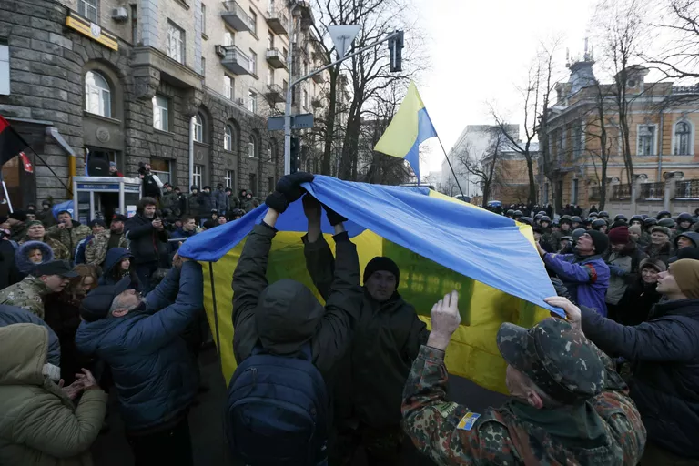 Митинг в Киеве в поддержку торговой блокады Донбасса Митинг в Киеве в поддержку торговой блокады Донбасса