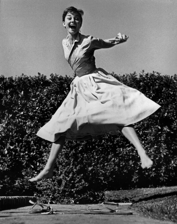 Одри Хепберн, 1955