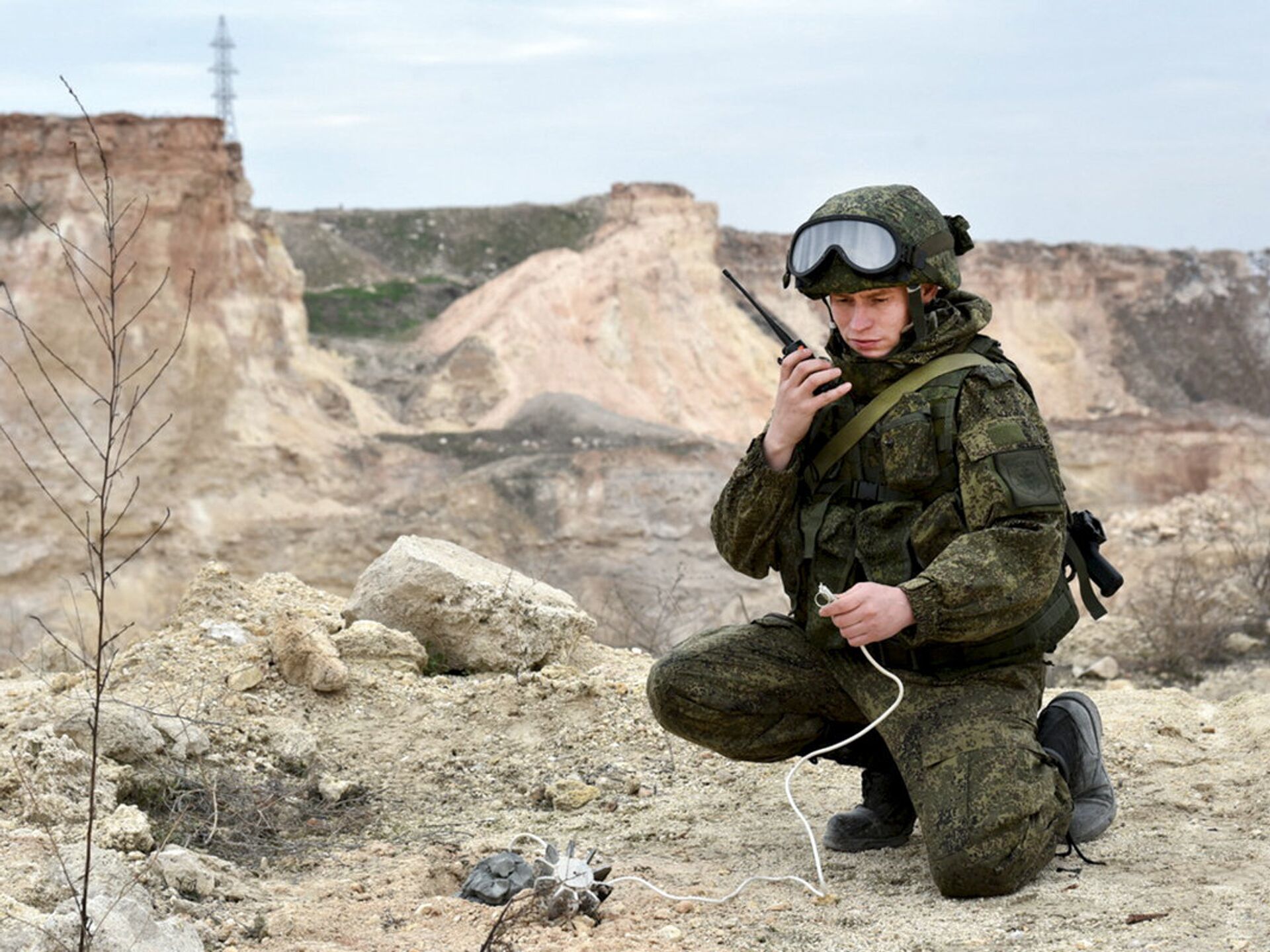 В Южной Осетии военные инженеры очистили от боеприпасов горный полигон -  РИА Новости, 23.11.2017