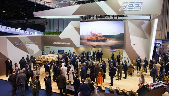 Стенд Уралвагонзавода на выставке IDEX-2017 в Абу-Даби