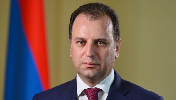 Министр обороны Армении Виген Саркисян