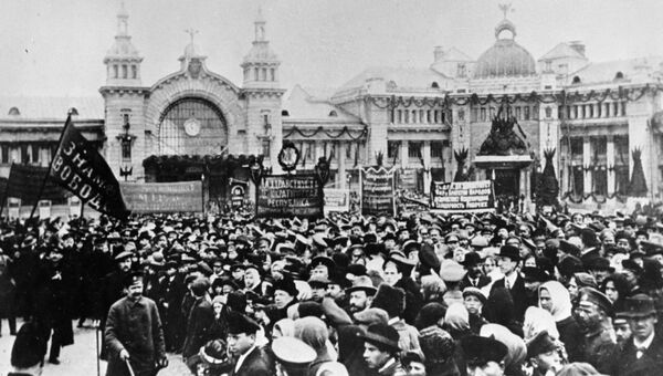 Демонстрация в дни Февральской революции 1917 года