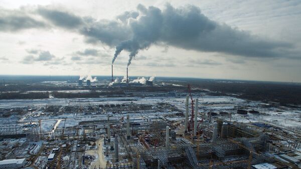 Строительство крупнейшего в России нефтехимического завода
