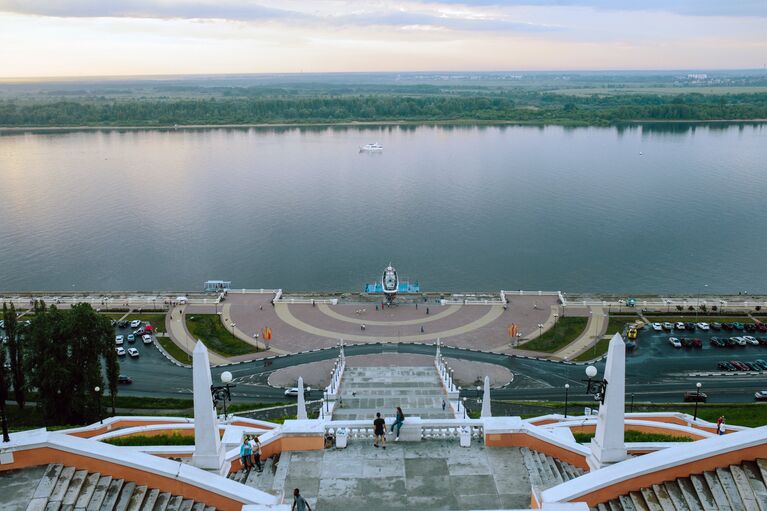 Чкаловская лестница — лестница в Нижнем Новгороде, соединяющая Площадь Минина и Пожарского