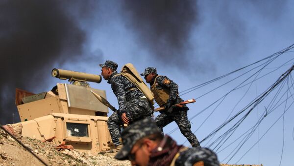 Иракские силы безопасности в боях в западном Мосуле