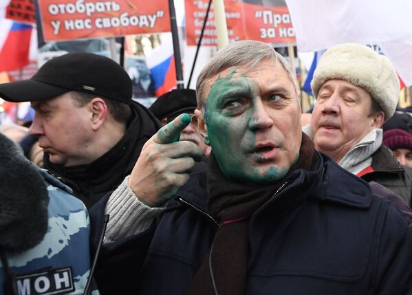 Председатель Партии народной свободы (ПАРНАС) Михаил Касьянов на марше памяти Бориса Немцова