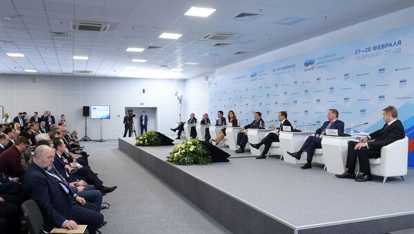 Медведев заявил, что тема зеленой экономики переместилась в бизнес