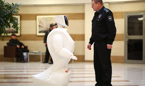 Робот-помощник в московском метрополитене Робот-помощник в московском метрополитене