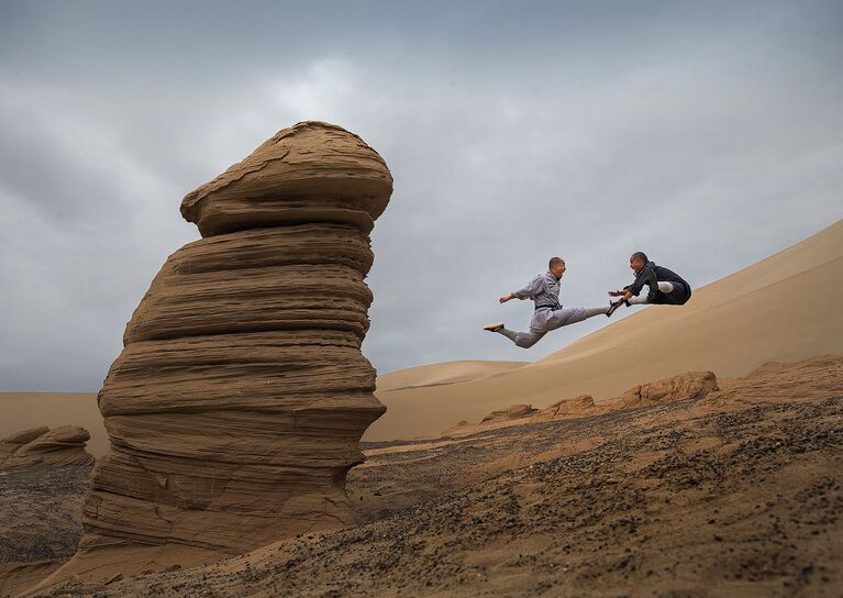 Работа Shaolin Kungfu китайского фотографа Luo Pin Xi в категории Спорт профессионального конкурса 2017 Sony World Photography Awards