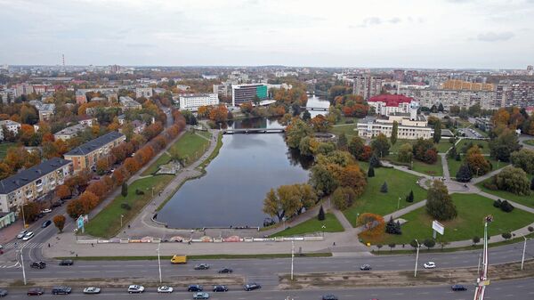 Вид на Дворцовое озеро в городе Калининграде. Архивное фото