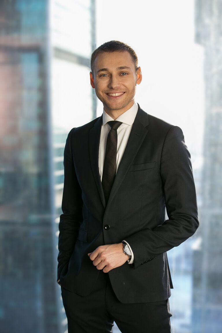 Радио- и телеведущий, диктор, киноактёр Игорь Лантратов Радио- и телеведущий, диктор, киноактёр Игорь Лантратов