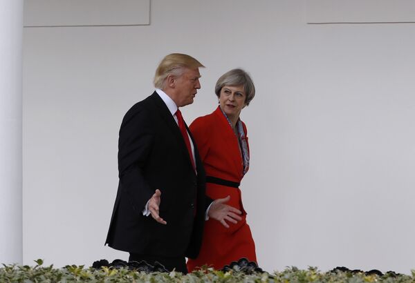 Президент США Дональд Трамп и премьер-министр Великобритании Тереза Мэй во время встречи в Белом доме, Вашингтон, США. 27 января 2017 года Президент США Дональд Трамп и премьер-министр Великобритании Тереза Мэй во время встречи в Белом доме, Вашингтон, США. 27 января 2017 года