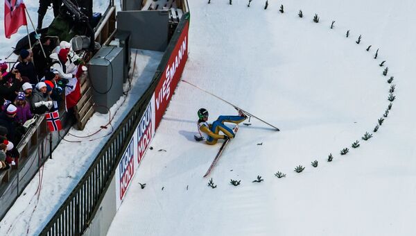 Юрий Тепес (Словакия) в командных соревнованиях среди мужчин по прыжкам с большого трамплина на чемпионате мира по лыжным видам спорта Lahti2017 в финском Лахти
