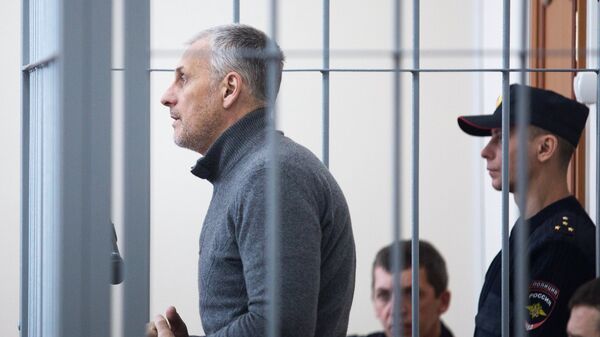 Бывший губернатор Сахалинской области Александр Хорошавин, обвиняемый в получении взяток, на заседании Южно-Сахалинского городского суда