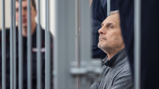 Бывший губернатор Сахалинской области Александр Хорошавин, обвиняемый в получении взяток, на заседании Южно-Сахалинского городского суда. 6 марта 2017 года