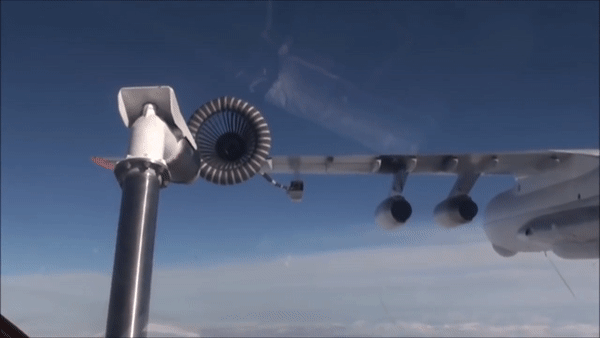 Дозаправка Су-24 в воздухе